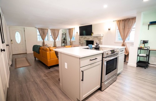 Bartonsville House | Modern Nature Escape