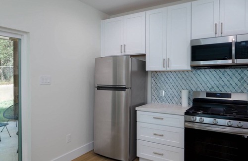 MLK House | Modern New Urban Retreat in Trendy East Austin Near Downtown