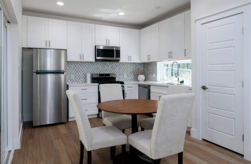 MLK House | Modern New Urban Retreat in Trendy East Austin Near Downtown