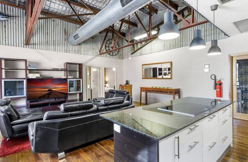 Cooks Hill Apartment | Modern, Newcastle apartment