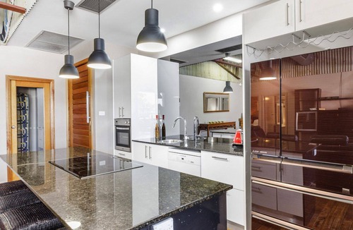 Cooks Hill Apartment | Modern, Newcastle apartment