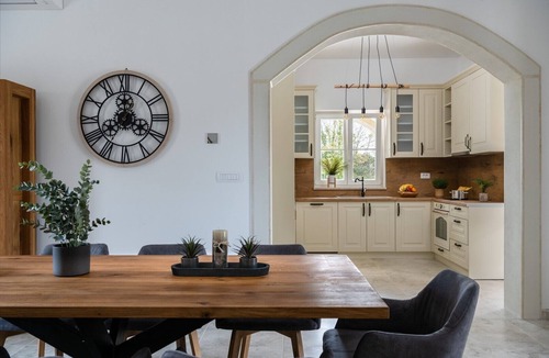 Kavran Villa | Modern, newly built villa located in Kavran
