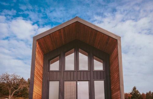 Riverport Villa | Modern Nordic Cabin w/Hot Tub & Views