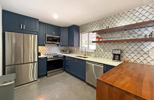 South Corals House | Modern Oakland Park Retreat Near Beach & Dining