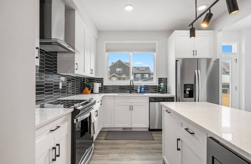 Southeast Calgary Apartment | Modern Oasis | Dogs Ok | Spacious | Close to Seton