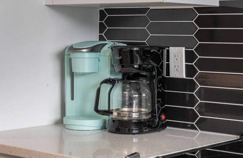 Southeast Calgary Apartment | Modern Oasis | Dogs Ok | Spacious | Close to Seton