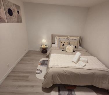 Roberval Apartment | Modern oasis in the heart of Roberval