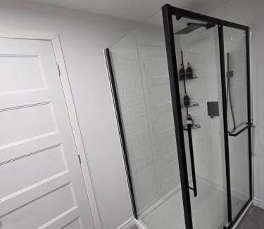 Roberval Apartment | Modern oasis in the heart of Roberval