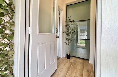 Magnolia House | Modern Oasis Private BD+BATH+13 min from Ren Fair