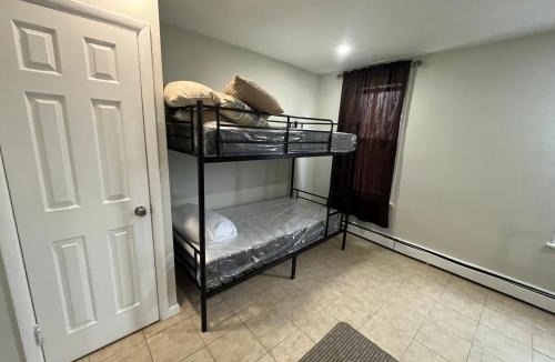 Bayonne Apartment | Modern Oasis