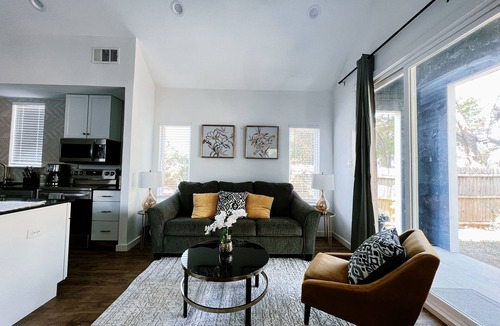 South Dallas - Fair Park House | Modern Oasis- Walk t State Fair | Near Deep Ellum