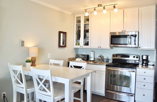 Isle of Palms Condo | Modern Ocean Front Condo! Community Pool & Pier!