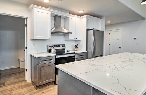 Ocean Shores House | Modern Ocean Shores Getaway with Dock!