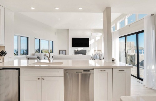 Hampton Bays House | Modern, Oceanfront Hamptons Retreat with Private Pool, Direct Beach Access.