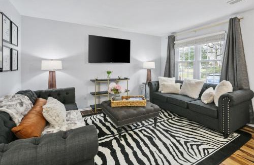 Countryside House | Modern, Office, Fast WiFi, 40 Mins to DC