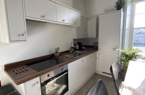 Portland Apartment | Modern one bedroom apartment