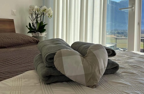 Gordola House | Modern one-bedroom apartment quiet area between lake and mountains