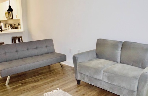 Lavista Park Apartment | Modern one bedroom with pool.