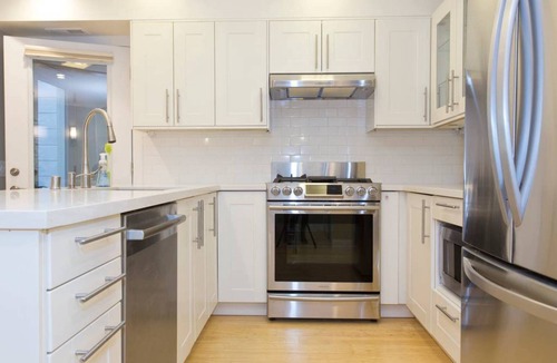 Outer Sunset House | Modern Outer Sunset One Bedroom (30 days min stay)