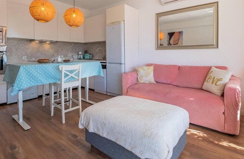 Palamos Apartment | Modern Palamós Apartment with Air Conditioning, Sleeps 4