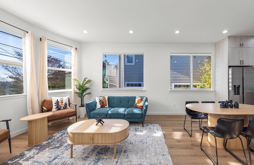 Judkins Park House | Modern Parkside Seattle Retreat