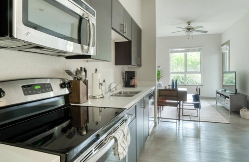 Morse Park Apartment | Modern, Pet-Friendly Sunnyvale Studio + Parking