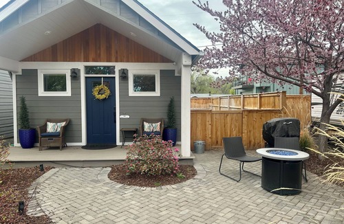 Orchard District House | Modern, pet-friendly stay centrally located, minutes to everything in Bend!