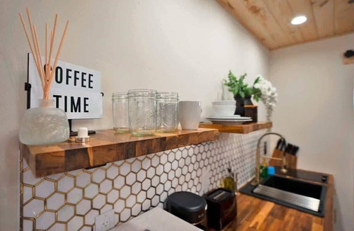 Canadensis Hotel | Modern Pocono Charmer | Firepits | Pet-Friendly