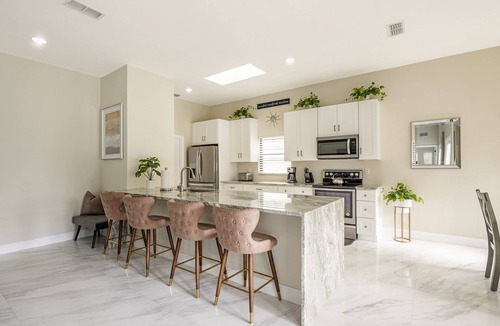 Sarasota House | ❤️Modern Pool Home by Siesta Key/Downtown/UTC & Airport