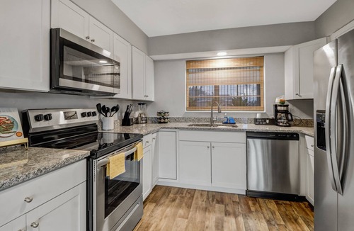 Winkler House | Modern Pool Home Central Fort Myers Location