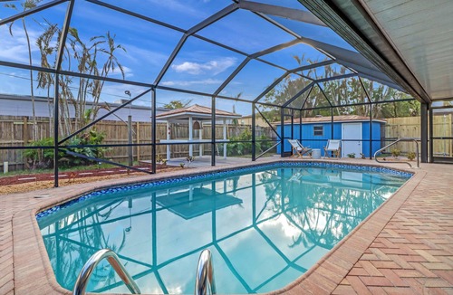 Winkler House | Modern Pool Home Central Fort Myers Location