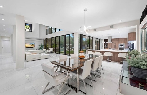 Country Club Section Villa | Modern Pool Oasis 5BR/7BTH Villa