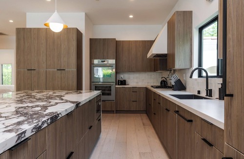 Valley Village Villa | Modern Poolside Paradise in Sherman Oaks