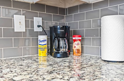Fossil Creek Apartment | Modern Premium Stay 2BR 2BA Apartment with Style