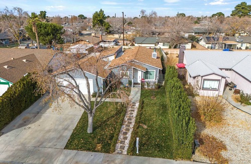 Lancaster House | Modern Private 3BR/2BA Home & Spacious Yard