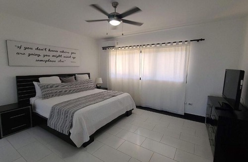 La Mulata Villa | Modern & private 4 bedroom villa with infinity pool