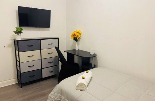 Englewood Apartment | Modern Private Bedroom 3