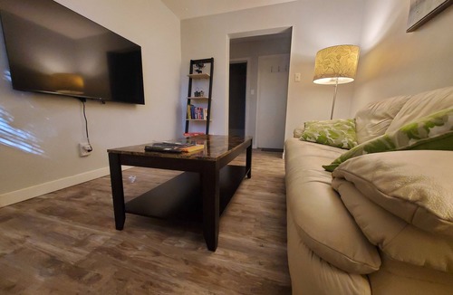 Sault Ste. Marie Apartment | Modern Private 1Bdrm Apt. w/Free Prkg + Fast Wi-Fi. Pet-Friendly!