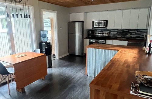Central Frontenac Cottage | Modern Private Cottage on Quiet Tranquil Lake