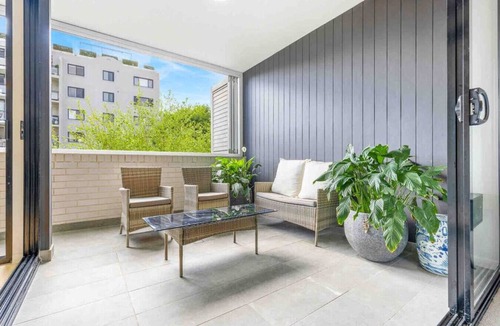 Darlinghurst Apartment | Modern, Private Luxury Apartment - Harbourside