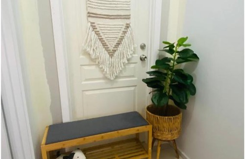 Smithfield Plains House | Modern Private room with ensuite