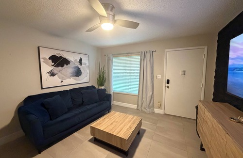 Williamsburg Apartment | Modern Private Studio Near Orlando Attractions SeaWorld & Epic Universe Area