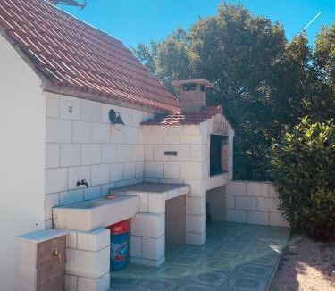 Neoric Villa | Modern Private Villa Bonaventura with Pool & Jacuzzi & BBQ for Families & Groups near Split