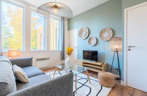 Marcq-en-Baroeul Apartment | Modern, quiet 3-bedroom apartment with parking