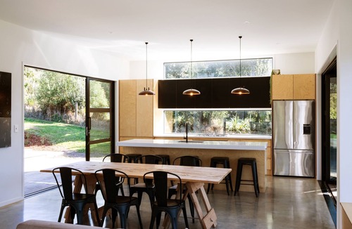 Raglan House | Modern Raglan Hideaway