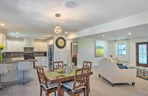 Denton County House | Modern Ranch Home w/ Large Yard, Hot Tub, & Spa!