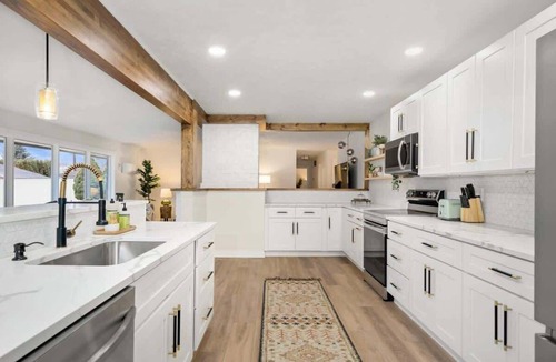 Spokane House | Modern Rancher Oasis I Gorgeous Pool