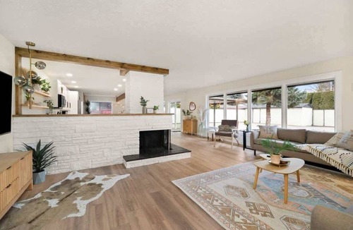 Spokane House | Modern Rancher Oasis I Gorgeous Pool