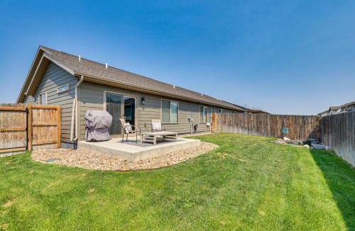 Rapid City House | Modern Rapid City Duplex w/Yard: 5 Mi to Downtown