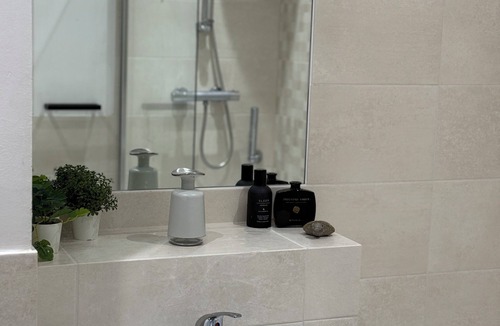 Stevenage Apartment | Modern Refurbished Apt in Stevenage Town Centre